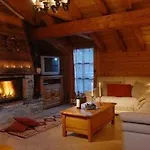 Grand 1850 Hotel