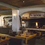 Grand 1850 Hotel