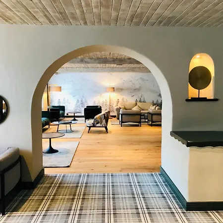 Hotel Grand 1850