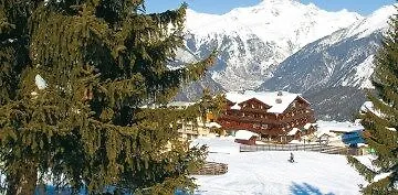 Grand Au Rond Point Des Pistes 酒店 4*