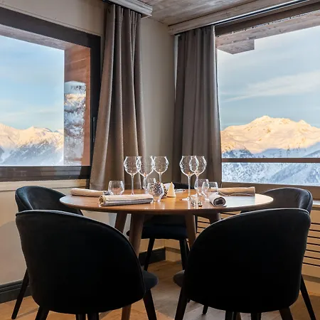 Grand 1850 Hotell