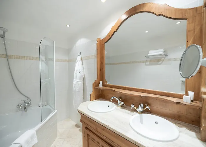 酒店 Grand 1850 5*